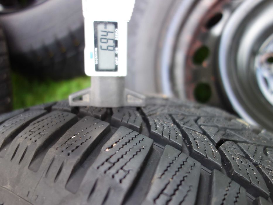 Koła Zimowe TOYOTA COROLLA AURIS AVENSIS 16''  Dunlop Czujniki TPMS