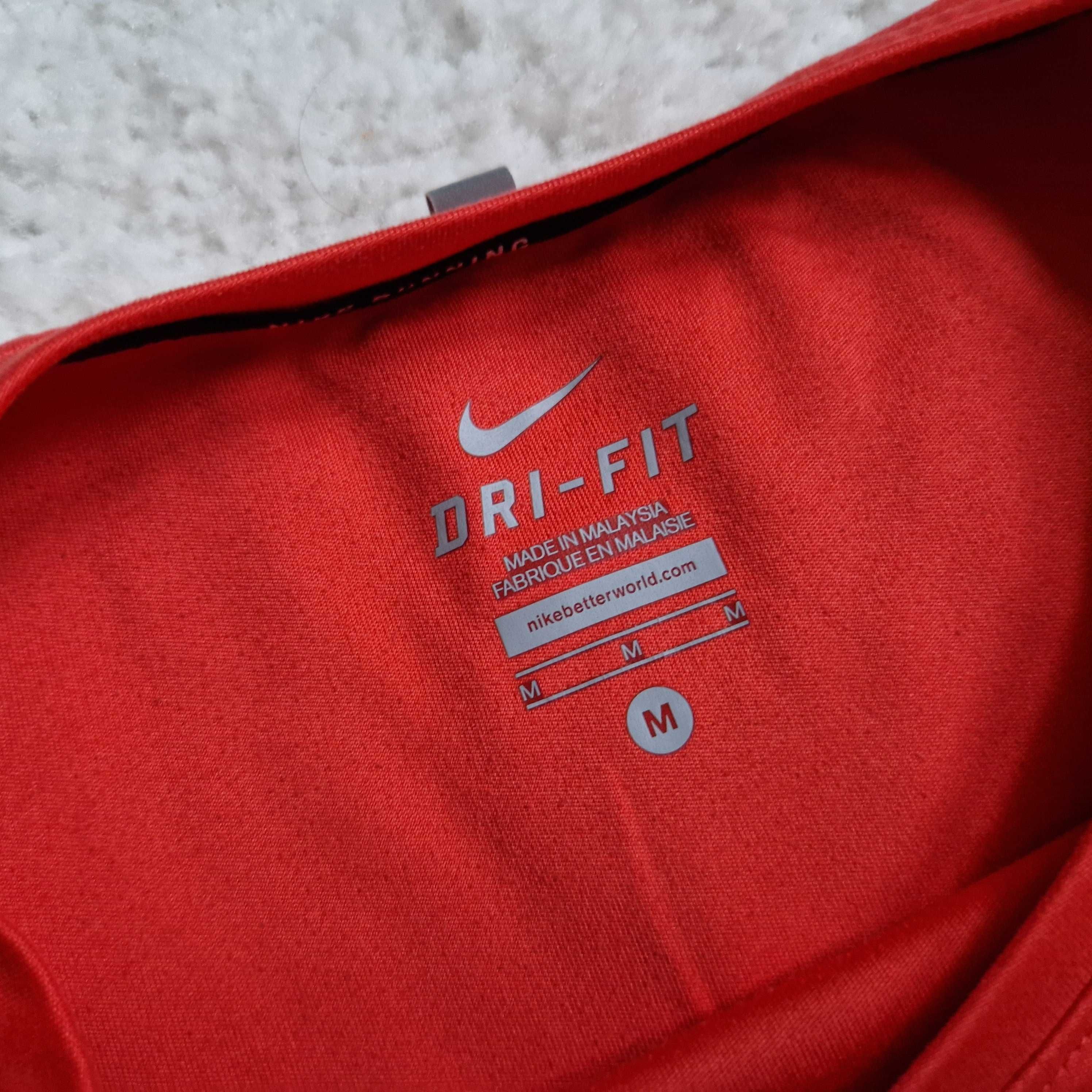 Damska koszulka sportowa termoaktywna  NIKE DRI-FIT r. M