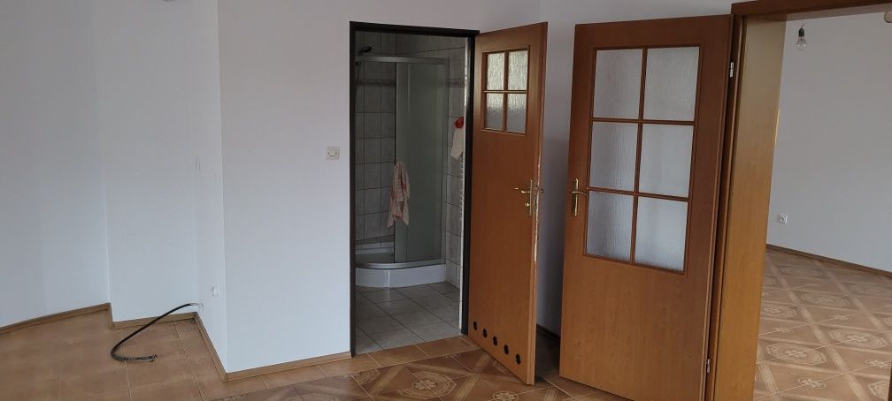 Lokal do wynajęcia na Biuro Magazyn 65m.kw Pabianice
