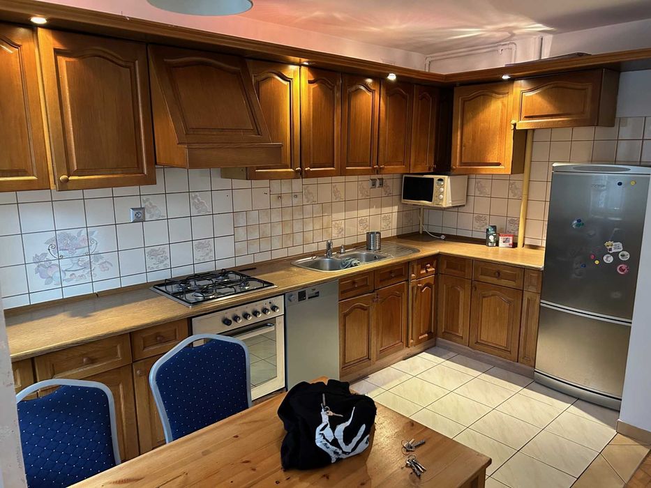 Do wynajęcia duze 3 pokojowe mieszkanie Kluczborska