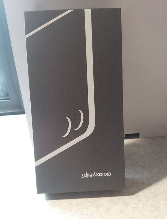 Samsung GalaxyFlip 7  5G 12/256 SGb