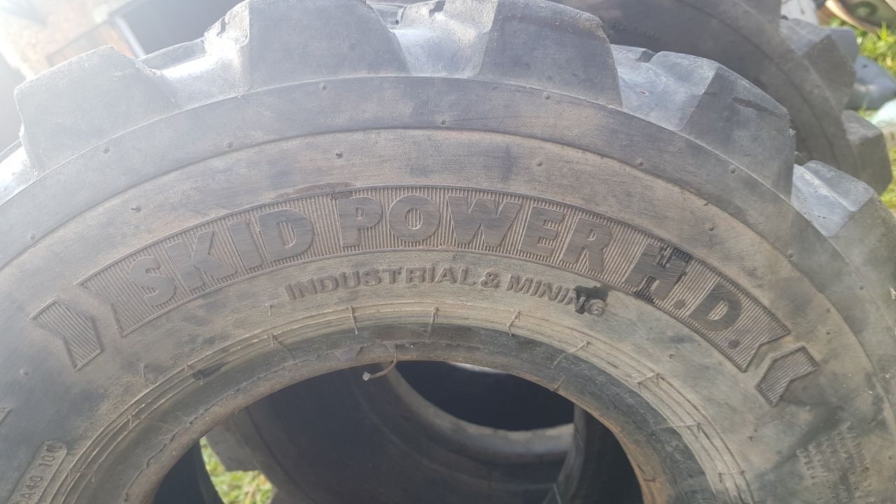 Шини 27X10-12 NHS BKT SKID POWER HD 14PR TT

BKT Квадрік/Квадроцикл