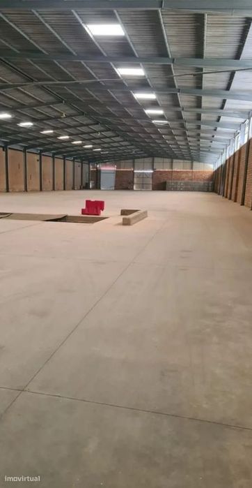 Armazém Porto Mós /Pedreiras( Leiria)