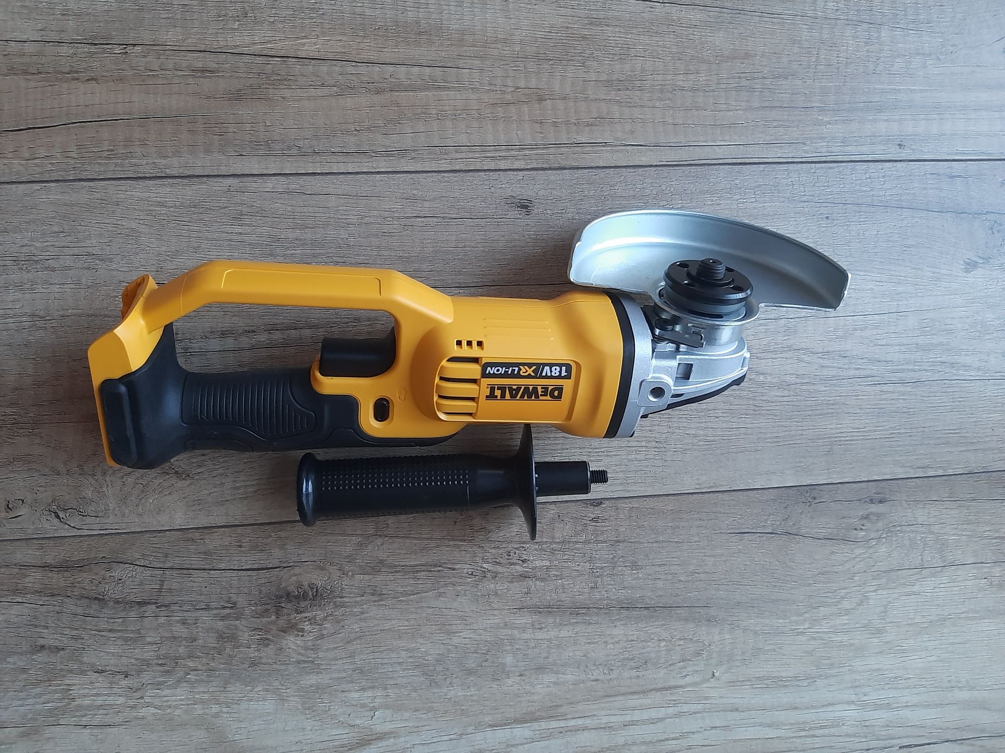Szlifierka Dewalt DCG412
