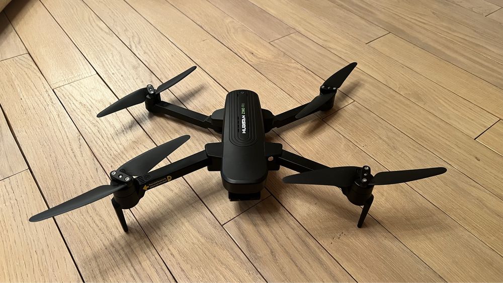 Квадрокоптер Hubsan Zino PRO