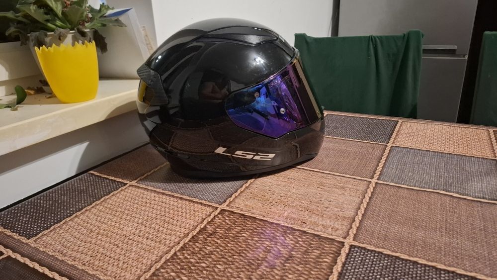 Kask motocyklowy ls2