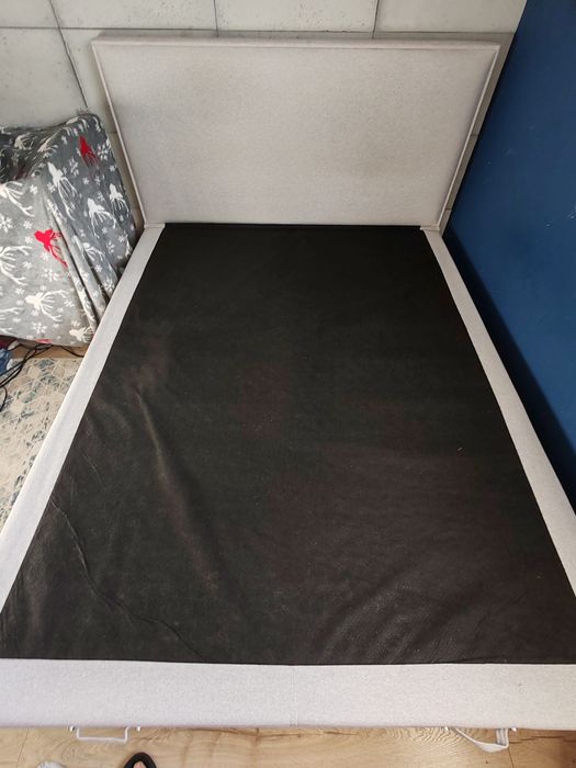 Łóżko do sypialni