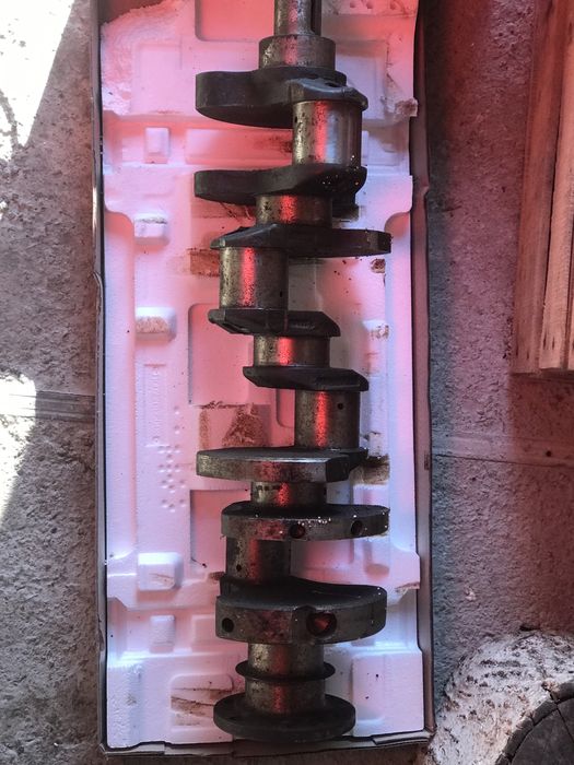 Колінчастий вал зіл 130 новий