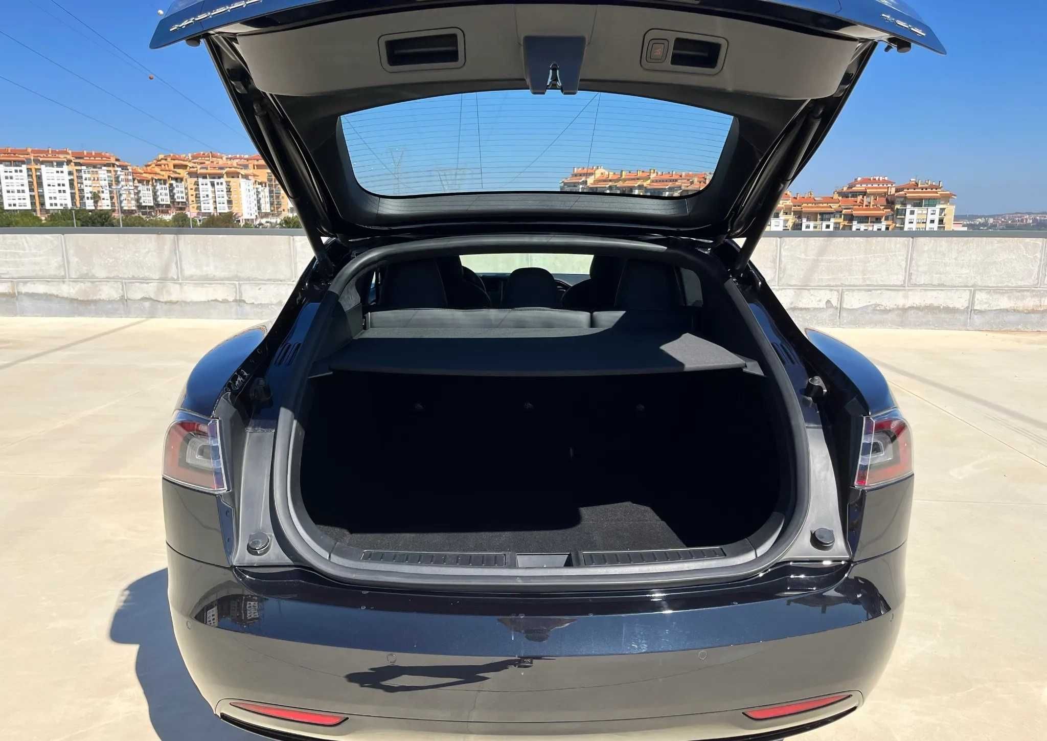 Tesla S 75D 525CV