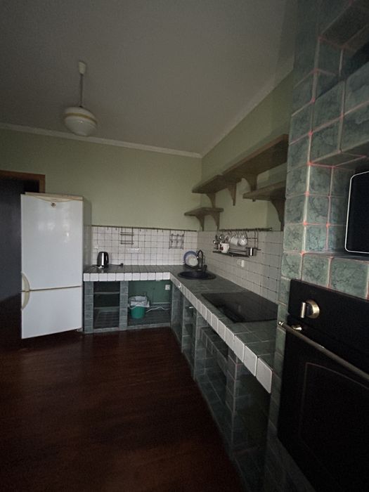 Квартира в центрі міста Буча! Двокімнатна!