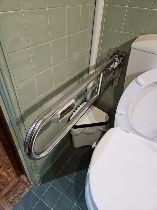 Equipamento WC mobilidade reduzida ou condicionada