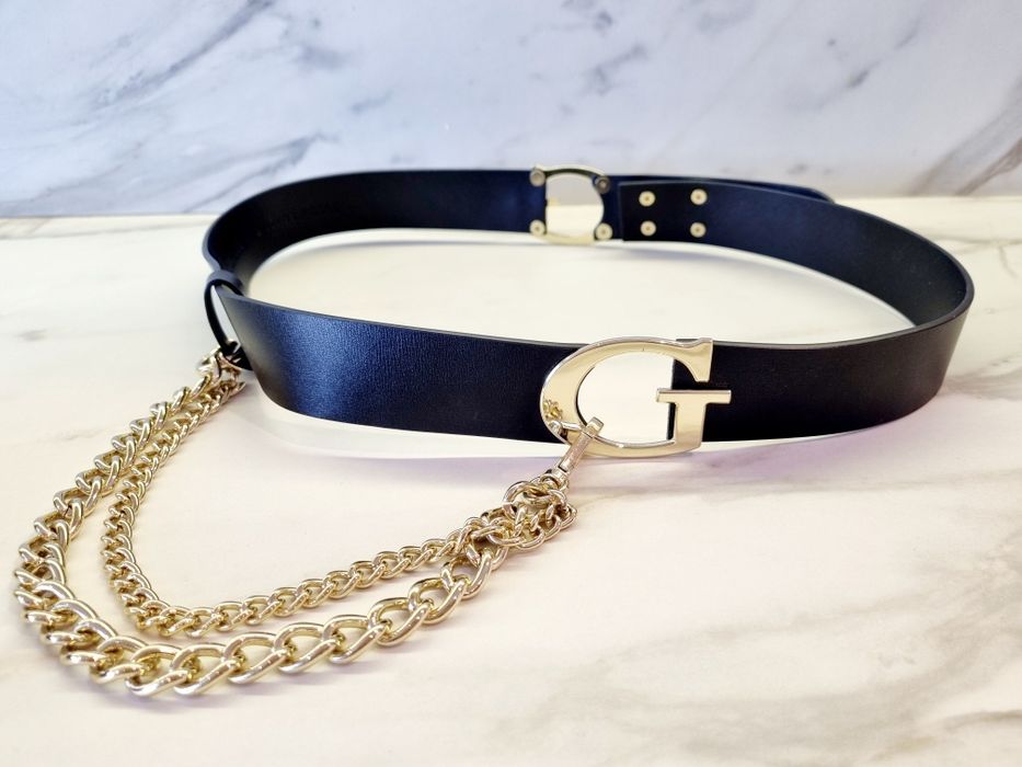 Nerka GUESS  z paskiem