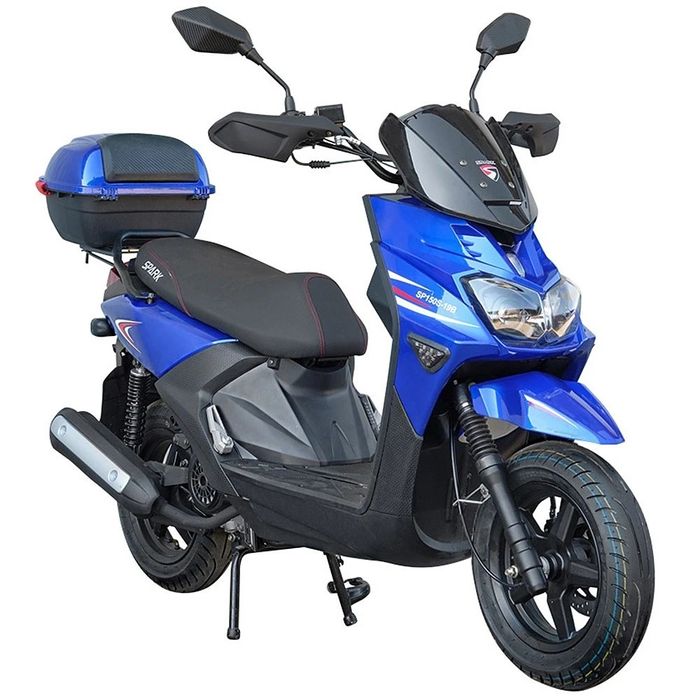 Продам скутер Спарк 150 куб
