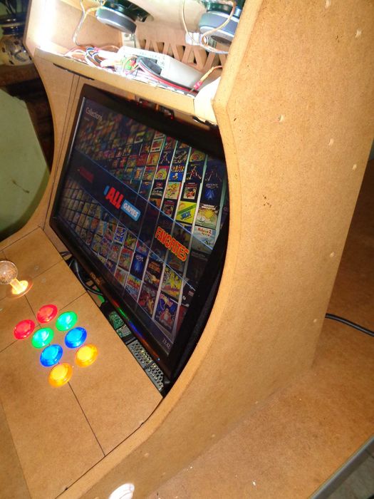[Novo] Máquina Arcade Bartop por terminar