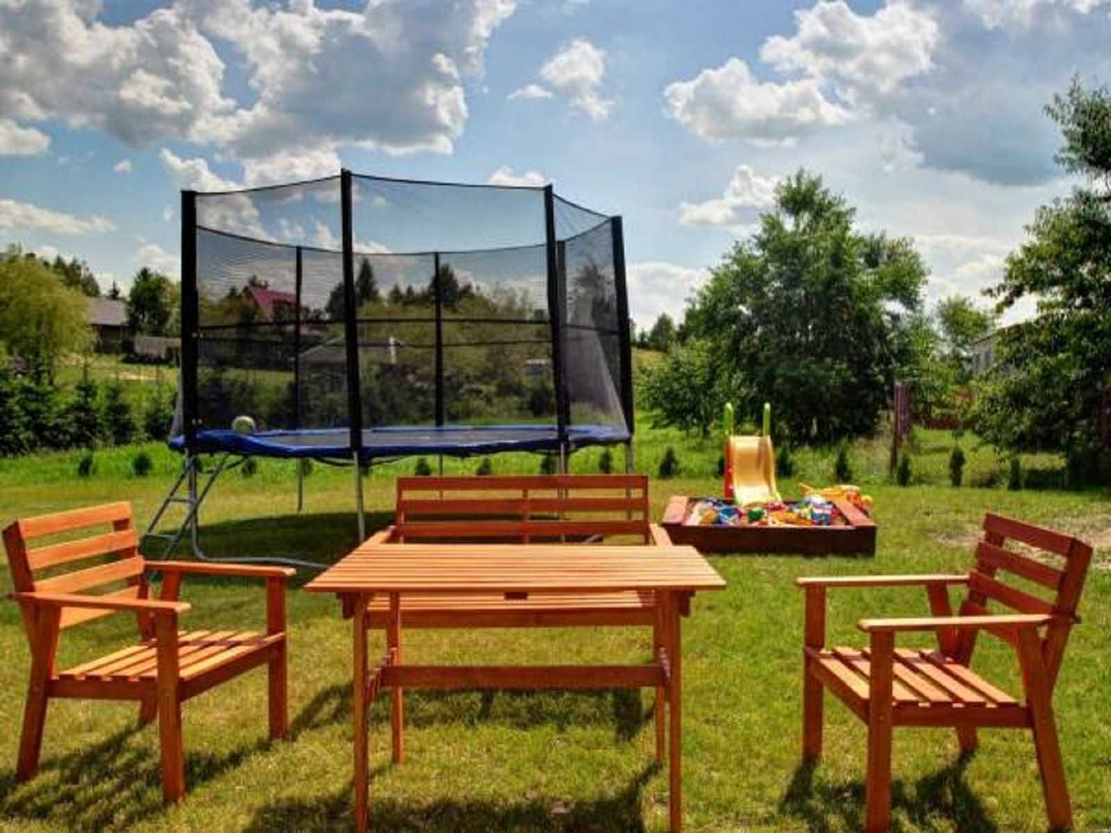 % Pokoje Zielone Wzgórze OKUNINKA