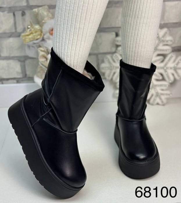 Жіночі шкіряні зимові черевики уггі в кольорах