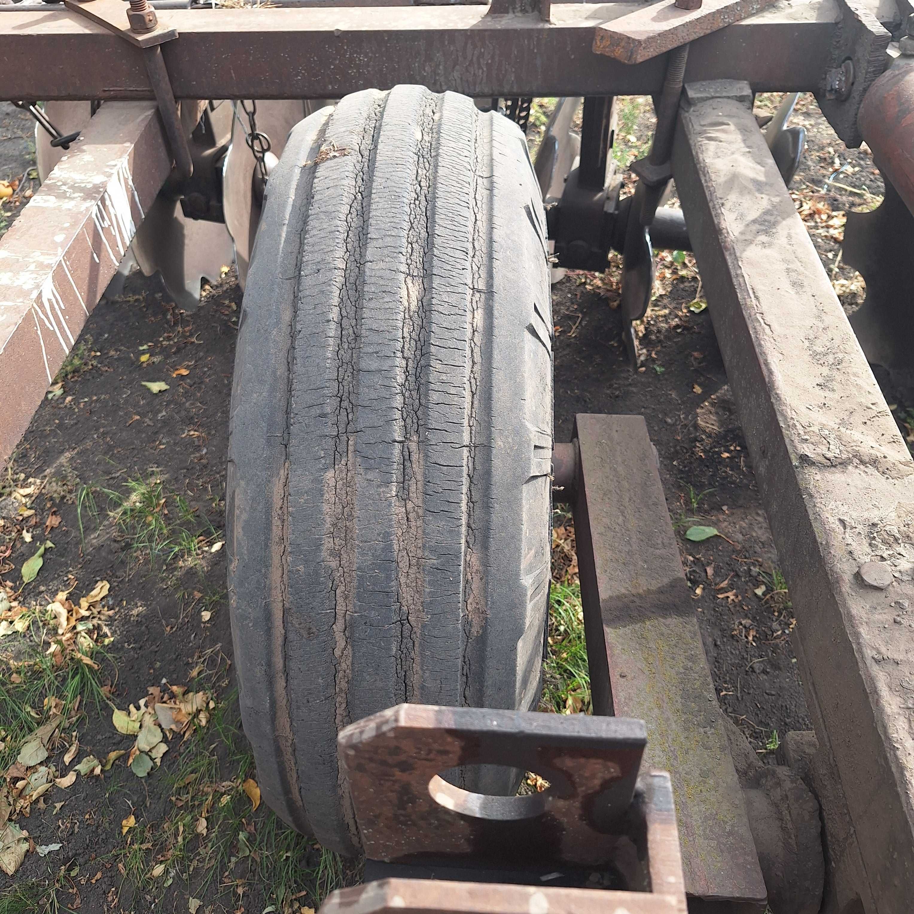 Продам диски БДТ - 7 , середина.