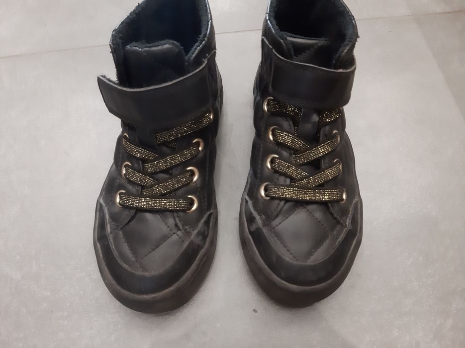 Czarne trampki H&M wysokie ciepłe rozm.26 ekoskóra