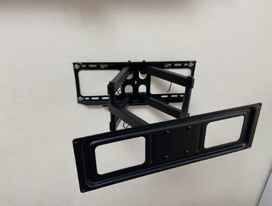 Настінне кріплення для монітору чи телевізору