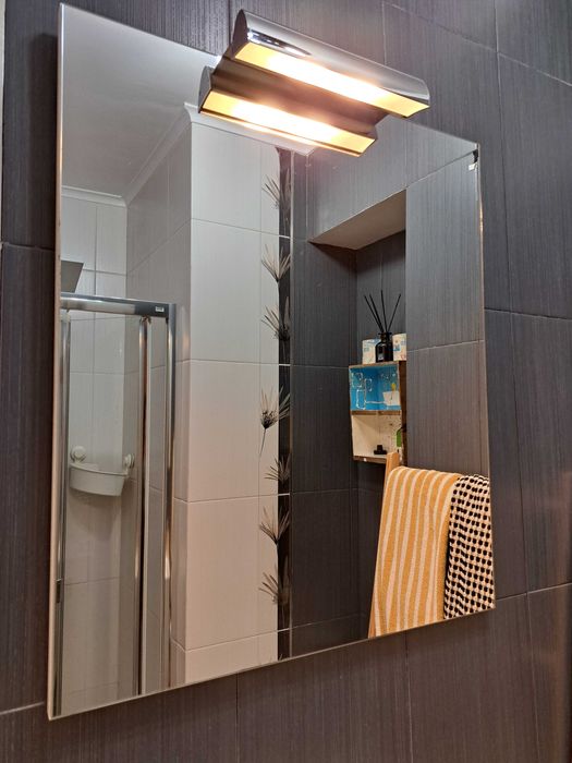 Espelho de WC com iluminação