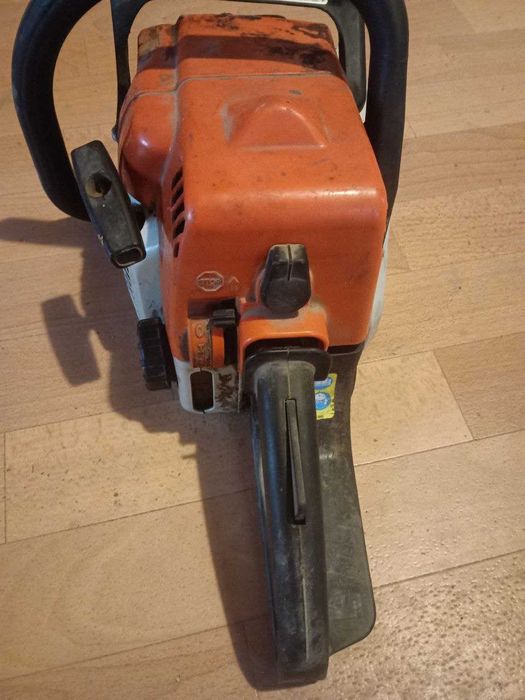 Пилка stihl 180 без шини і цепа все працює ідеально 2500грн