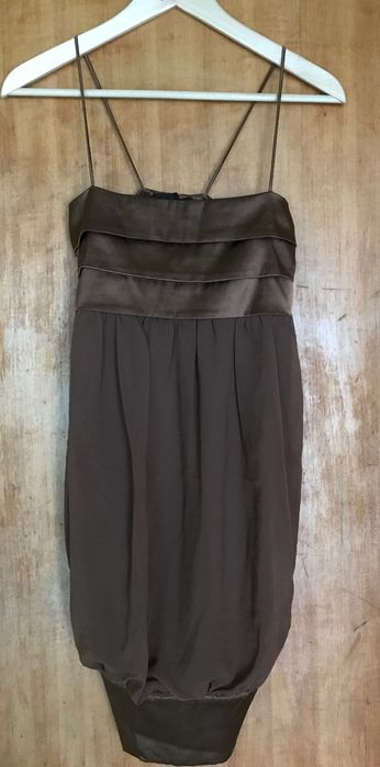 Vários Vestidos para venda