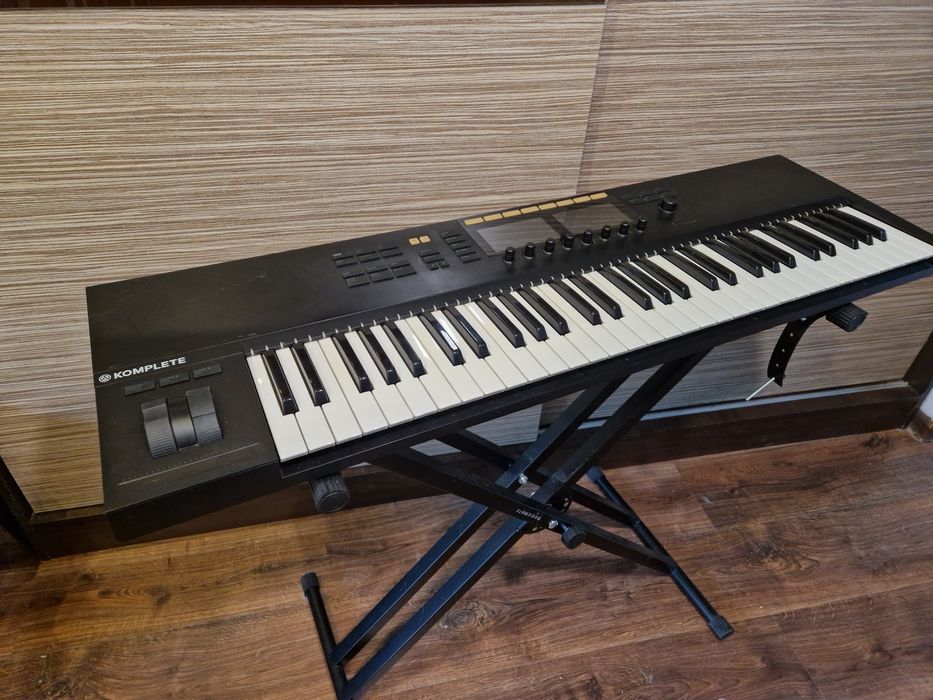 Native instruments komplete kontrol S61 MK2, klawiatura pianino