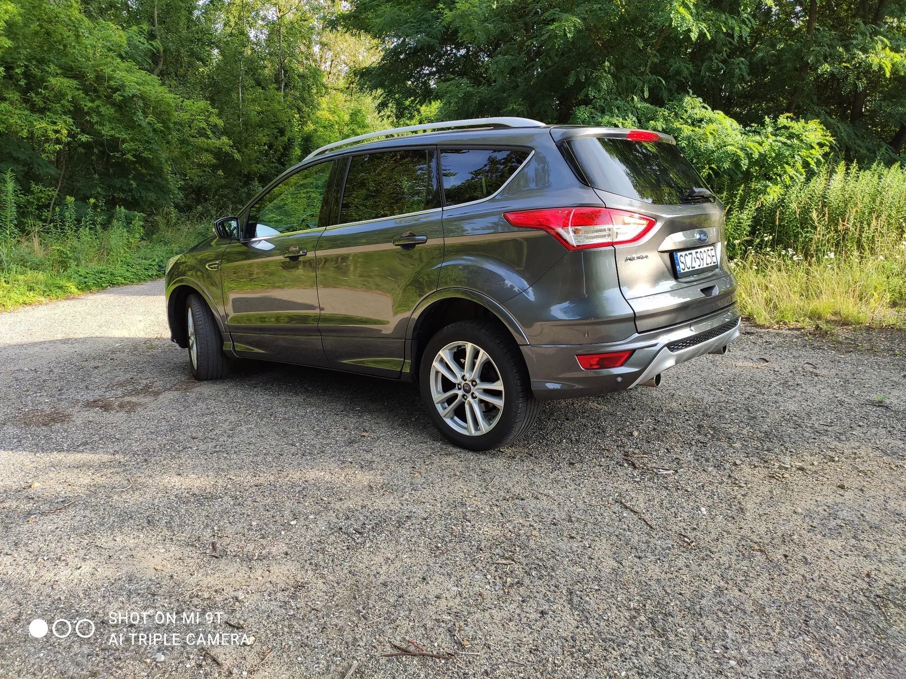 Ford Kuga Stan bardzo dobry mały przebieg