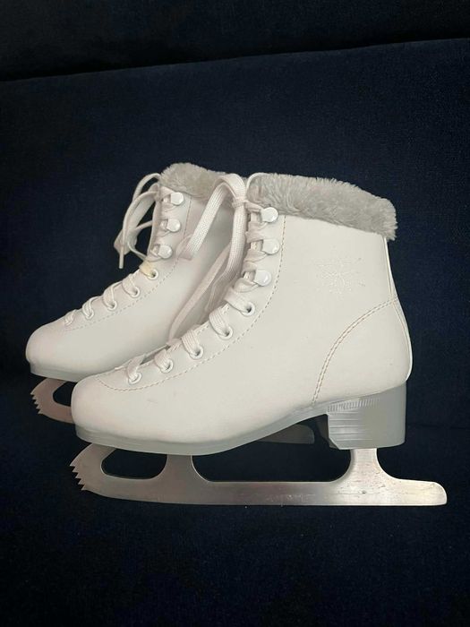 łyżwy figurowe, dziewczęce rozm. 32, białe
