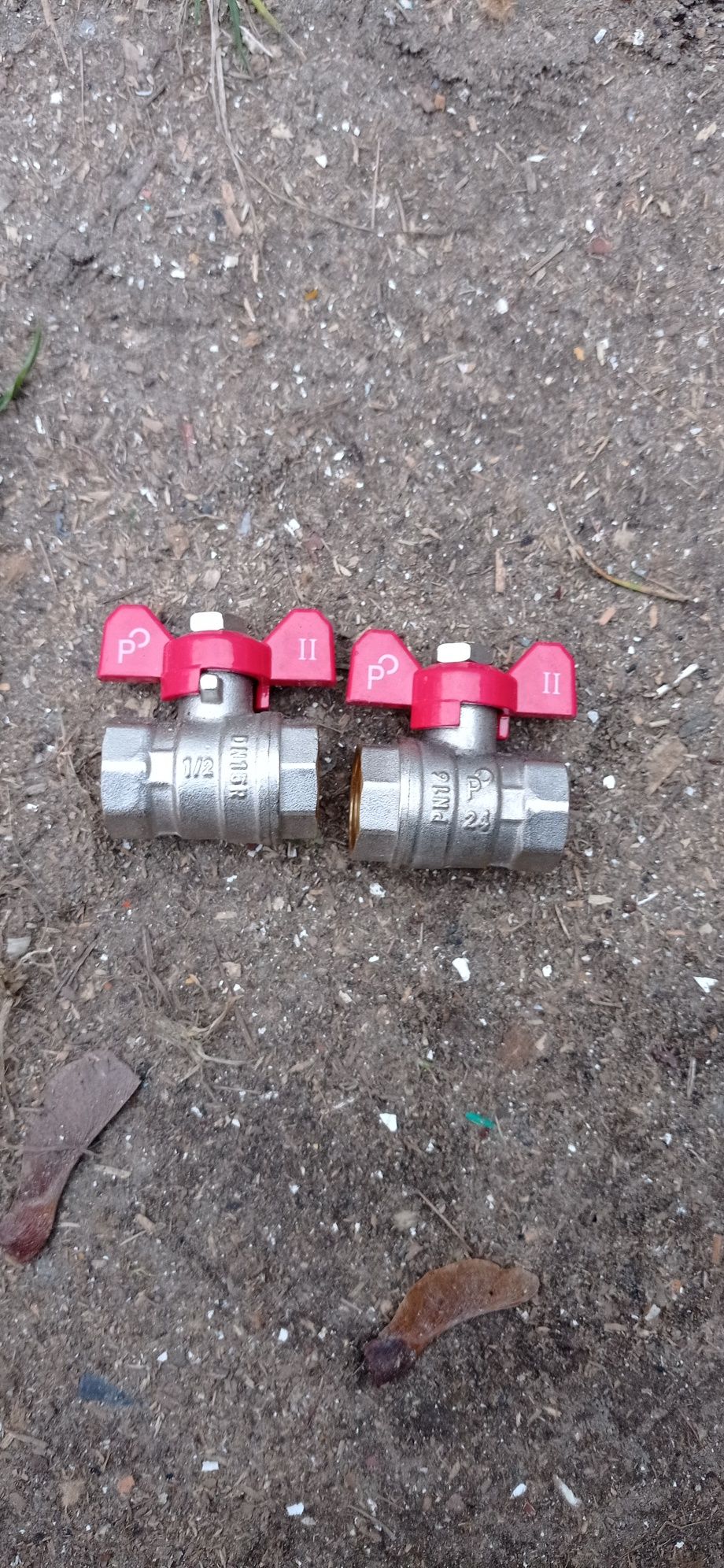 Zawor kultowy Dn15 1/2". 2 sztuki