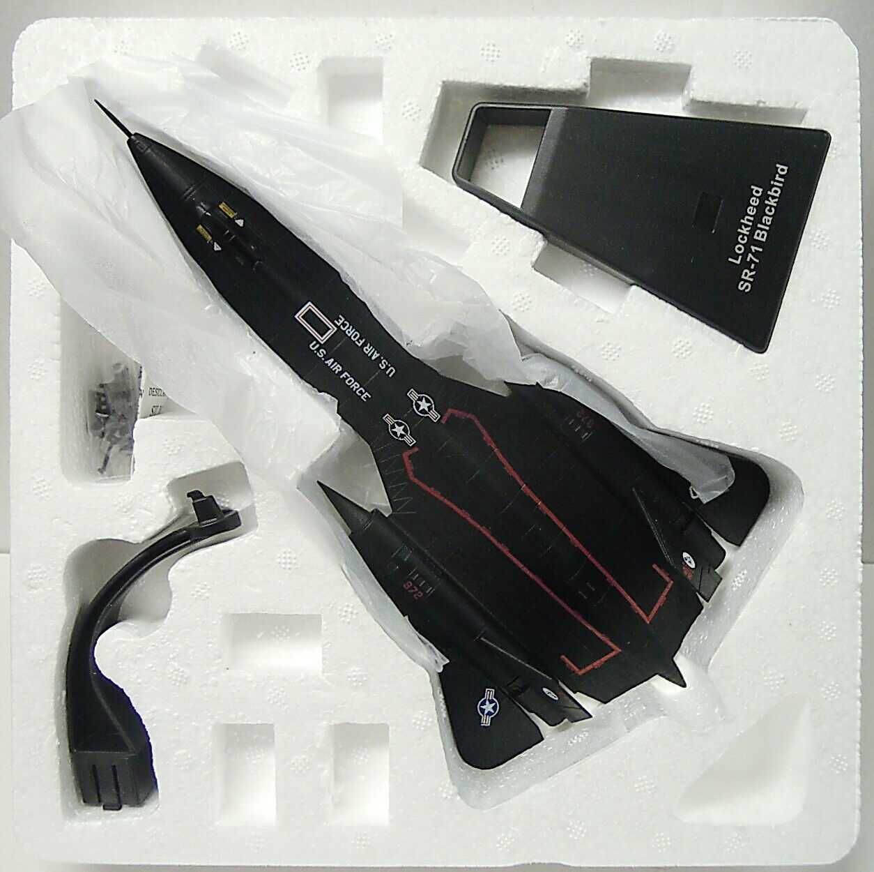 6 Aviões Combate - SR-71; B2; F117; F16  (várias escalas)