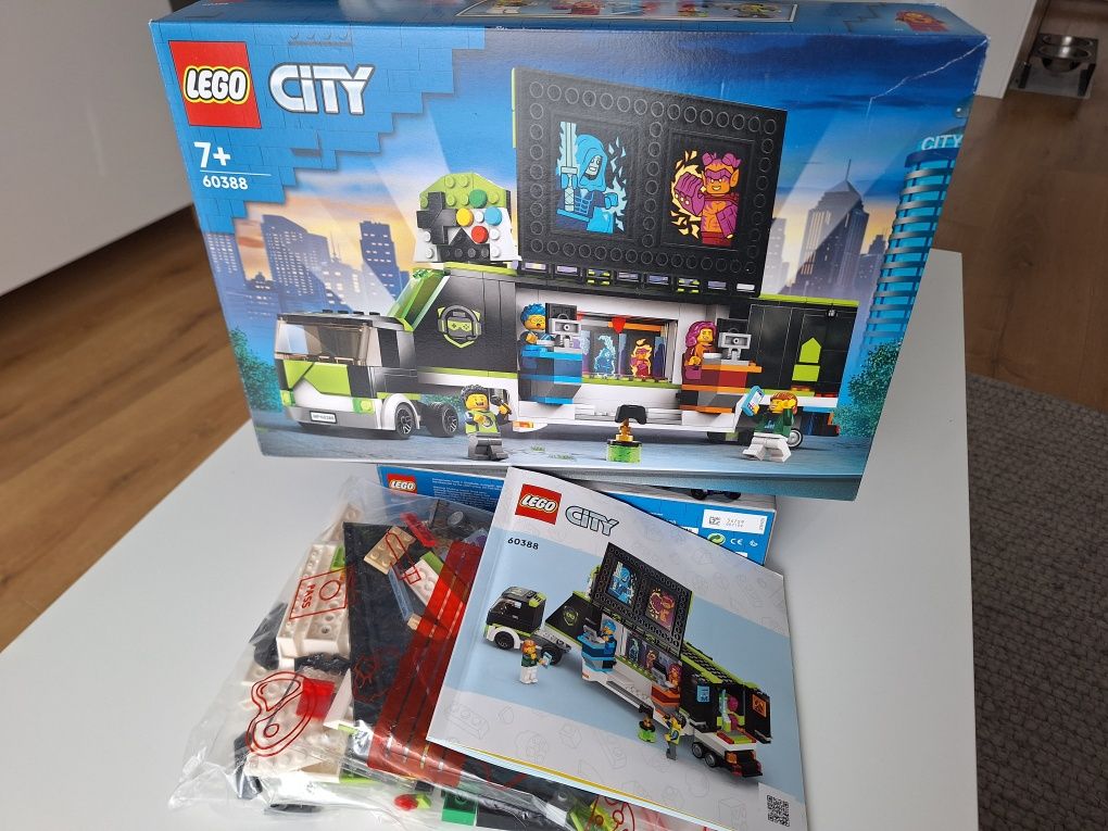 Klocki lego 60388 Ciężarówka na turniej gier