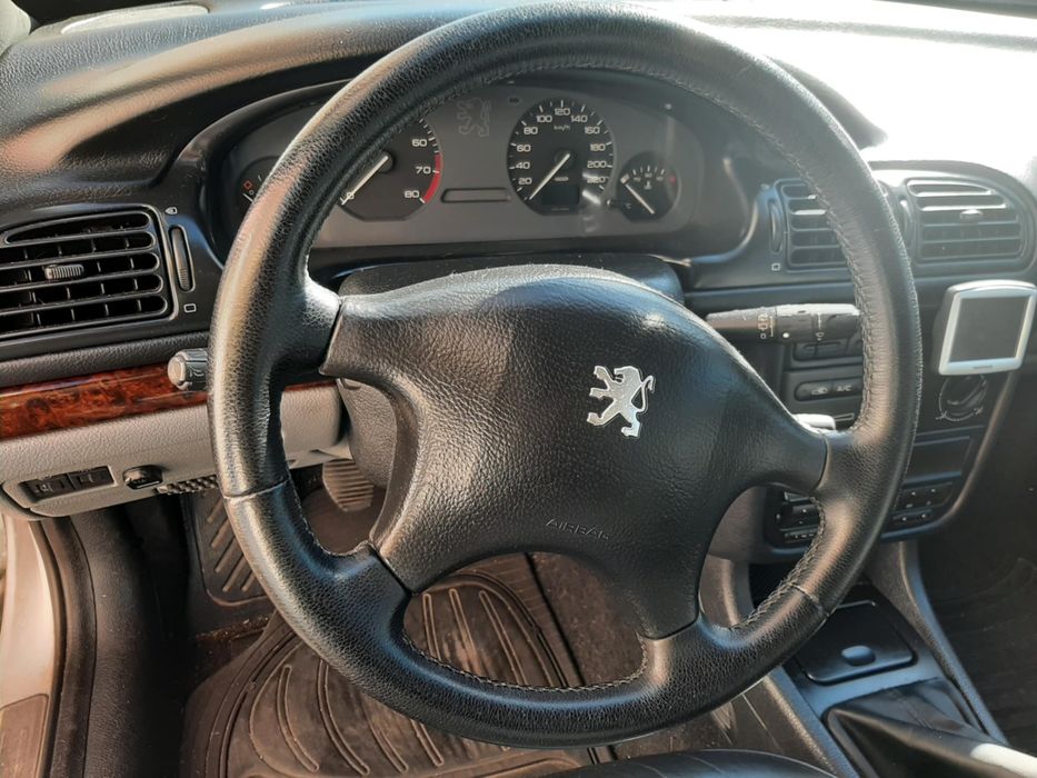 Carrinha Peugeot 406 1.8 (Avariada)