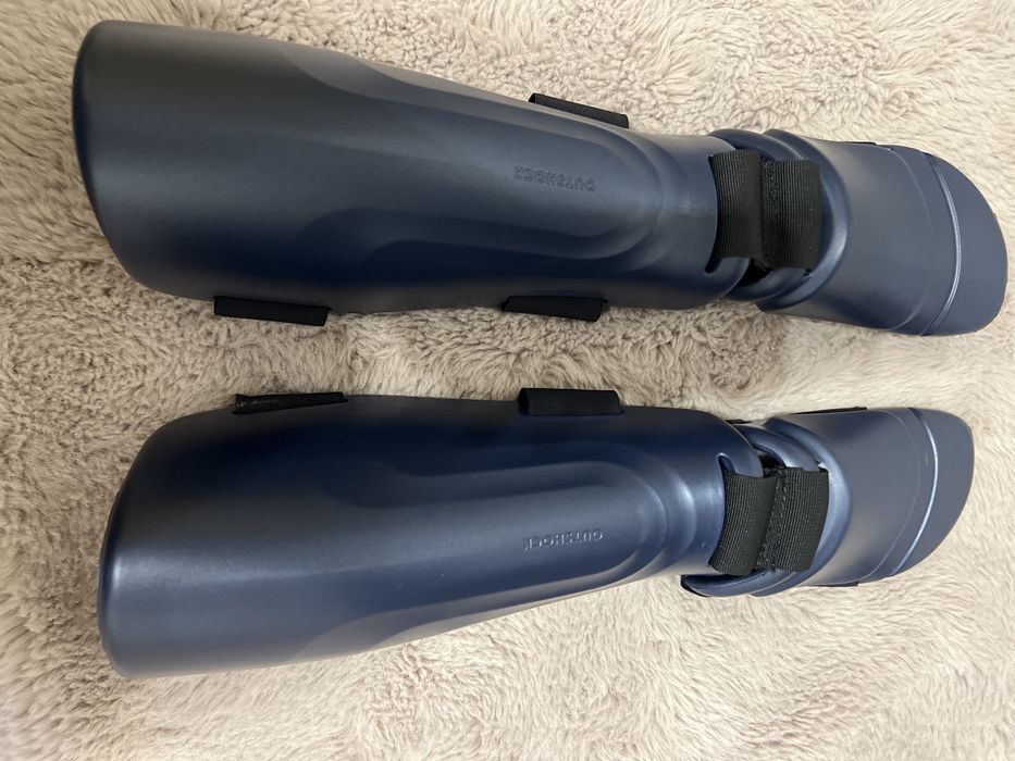 Sprzedam nowe ochraniacze na piszczele Outshock rozmiar S