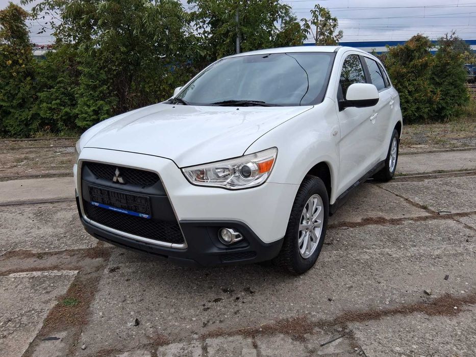 Mitsubishi ASX bardzo wygodny SUV crossover 2WD, isofix, z Niemiec