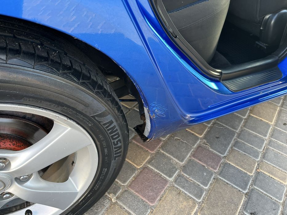 Продам мазда 3 2005год