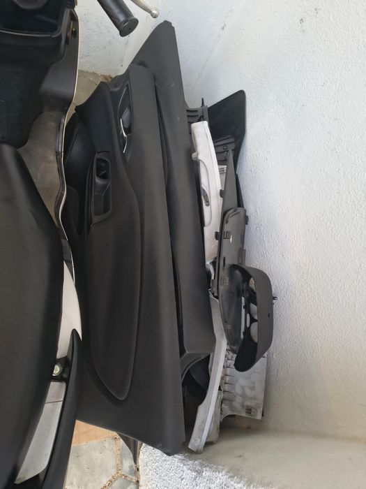 Bancos + acabamentos OPEL CORSA E 2017