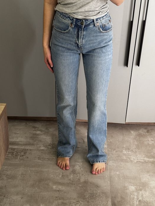 Джинси Stradivarius