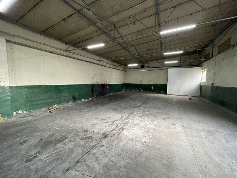 Hala - magazyn - wynajem 1140m2 / 700m2
