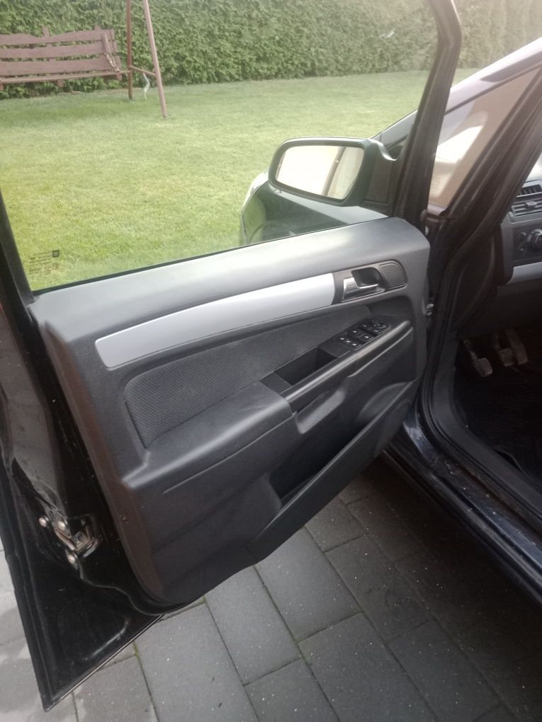 Sprzedam Opel Zafira