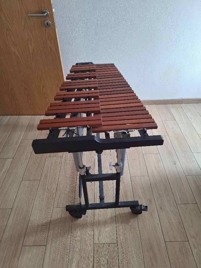 Marimba de 3 Oitavas - Como Nova