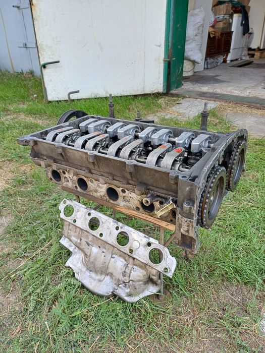 Продам ГБЦ ТНВД головку блока Форд Транзит 2.0 дизель 2000-2006 г.