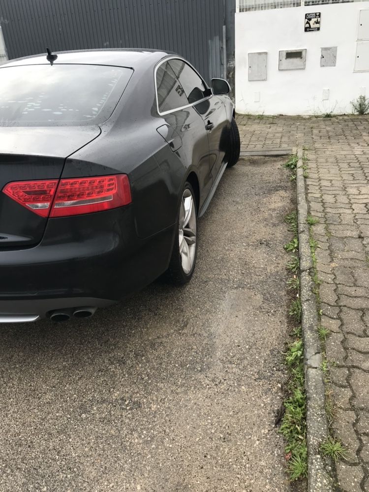 Audi S5 v8 4.2 fsi