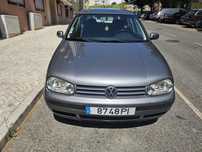 VW Golf 1400 gasolina, ideal para recem-encartados