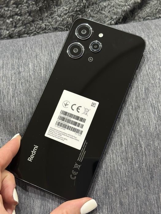 Xiaomi Redmi 12 8/256 гб