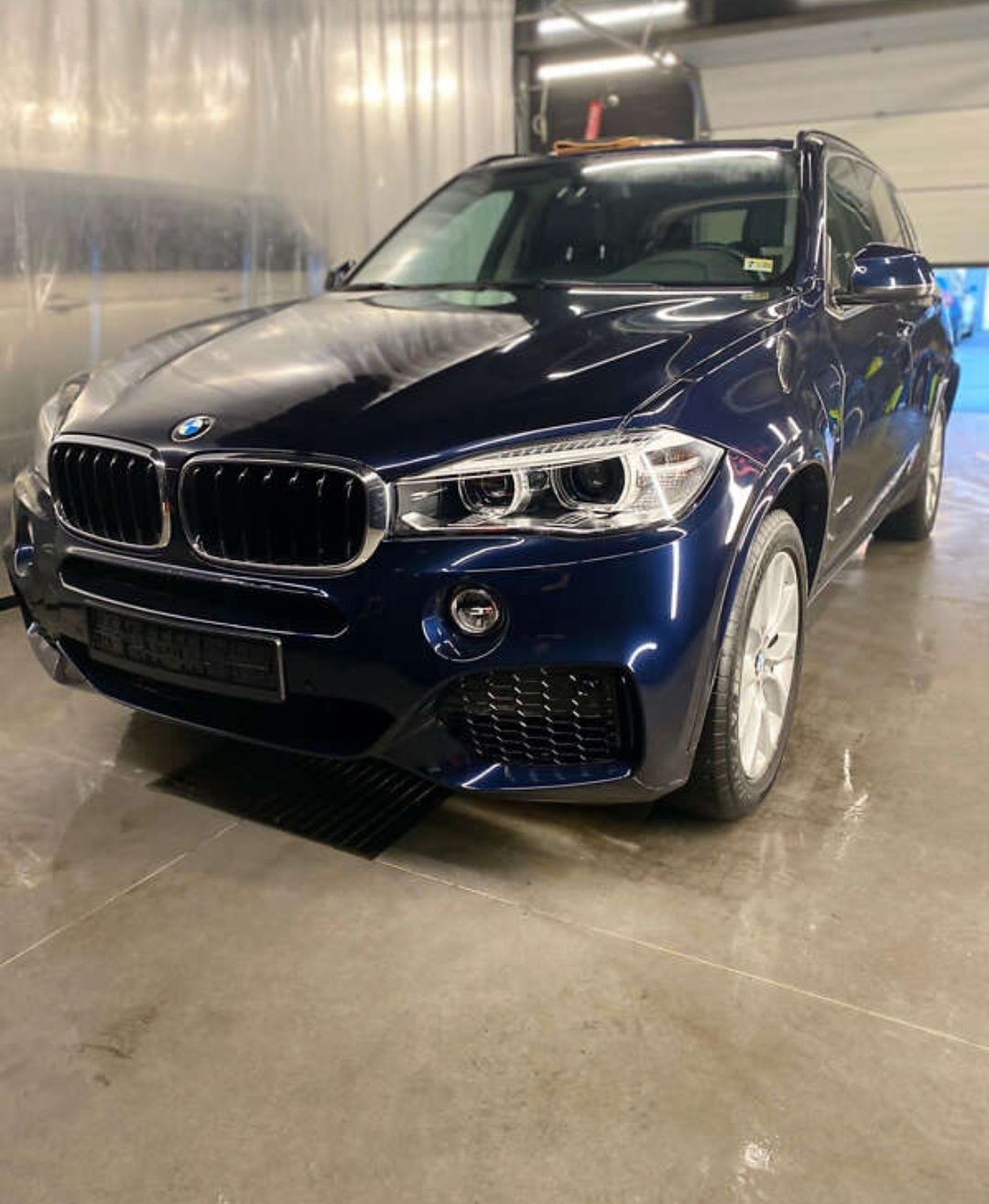 BMW X5 40e 2.0 гібрид