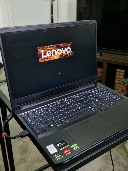 Portátil Lenovo Ideapad Gaming 3 15ACH6