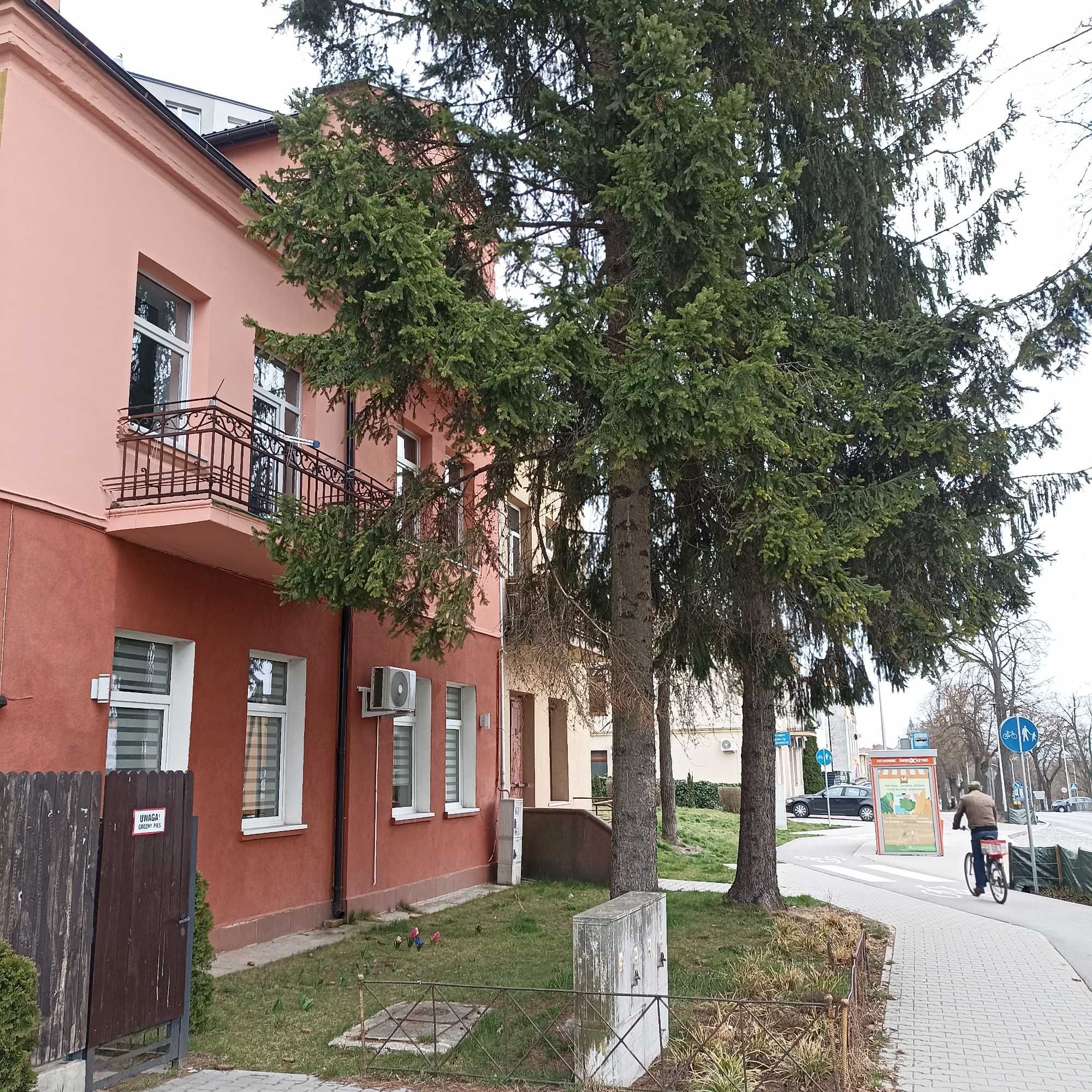 Przestronna i jasna kawalerka w dobrej lokalizacji
