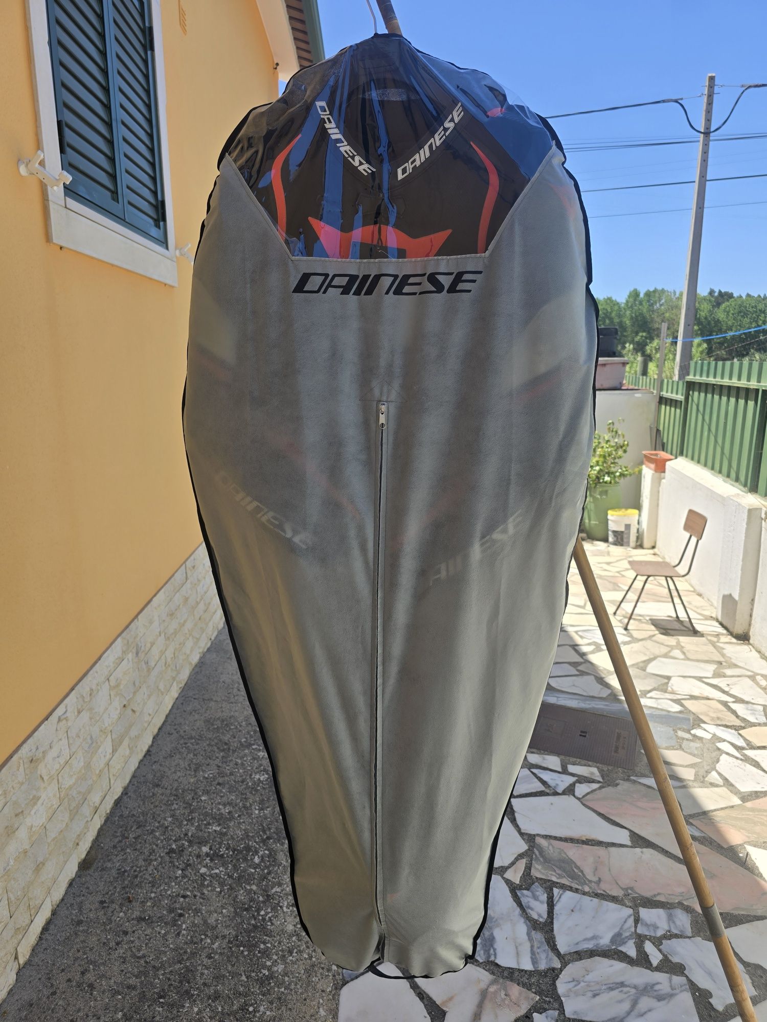 Dainese KYALAMI 1pc perf. Leather suit t60