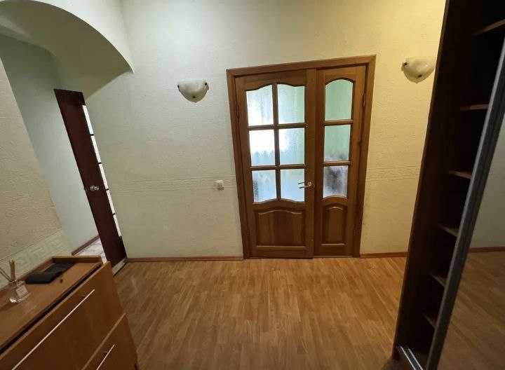 Сдам 2 комнатную квартиру, пр-кт Металургов (Соцгород)